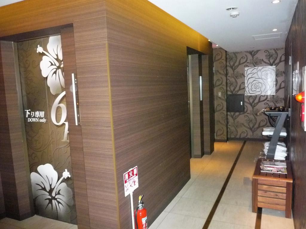 Hotel Lei (Adults Only) Funabashi Exteriör bild